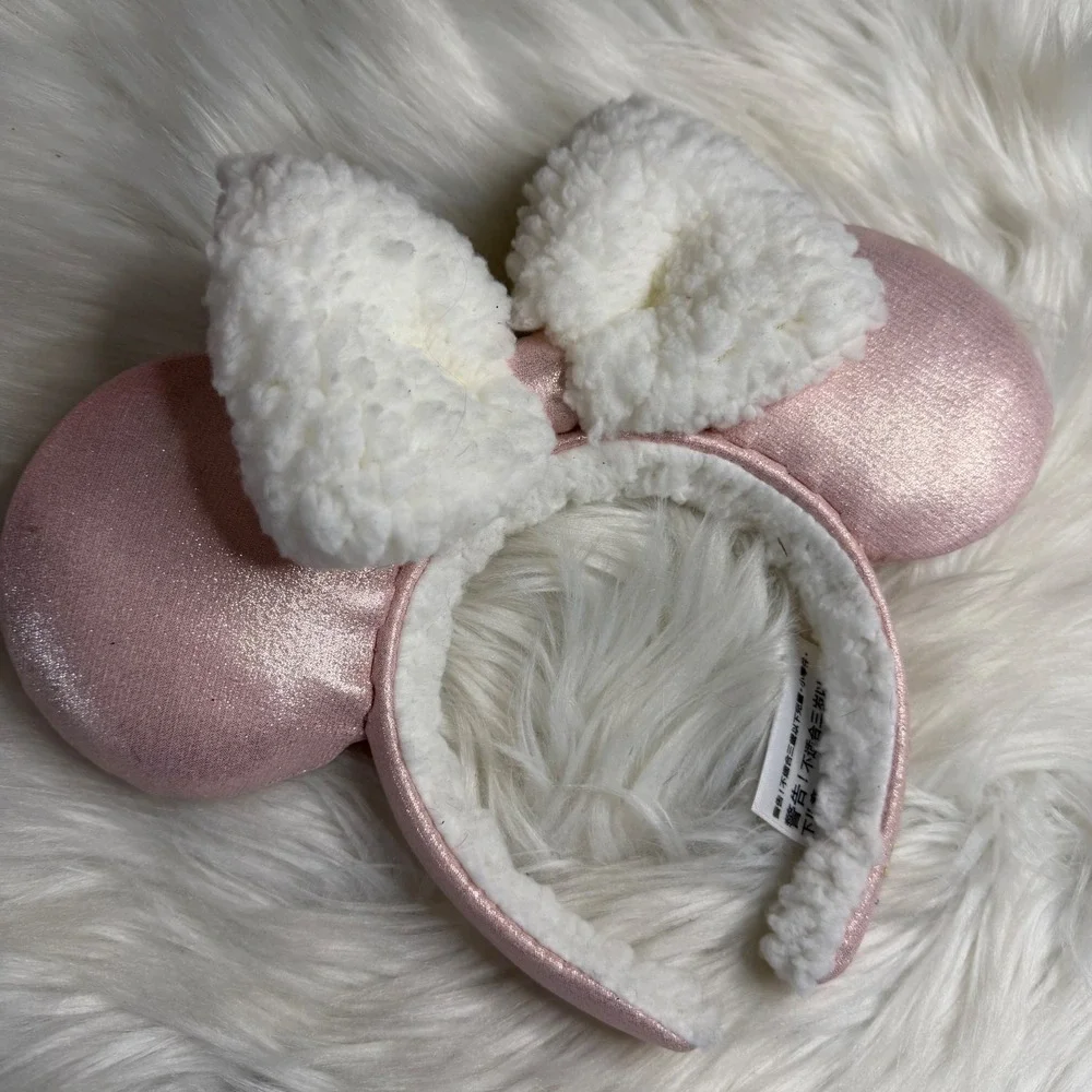 NWOT - Disney World - Shimmer Pink Fluffy Sherpa Mickey Minnie Ear Headband